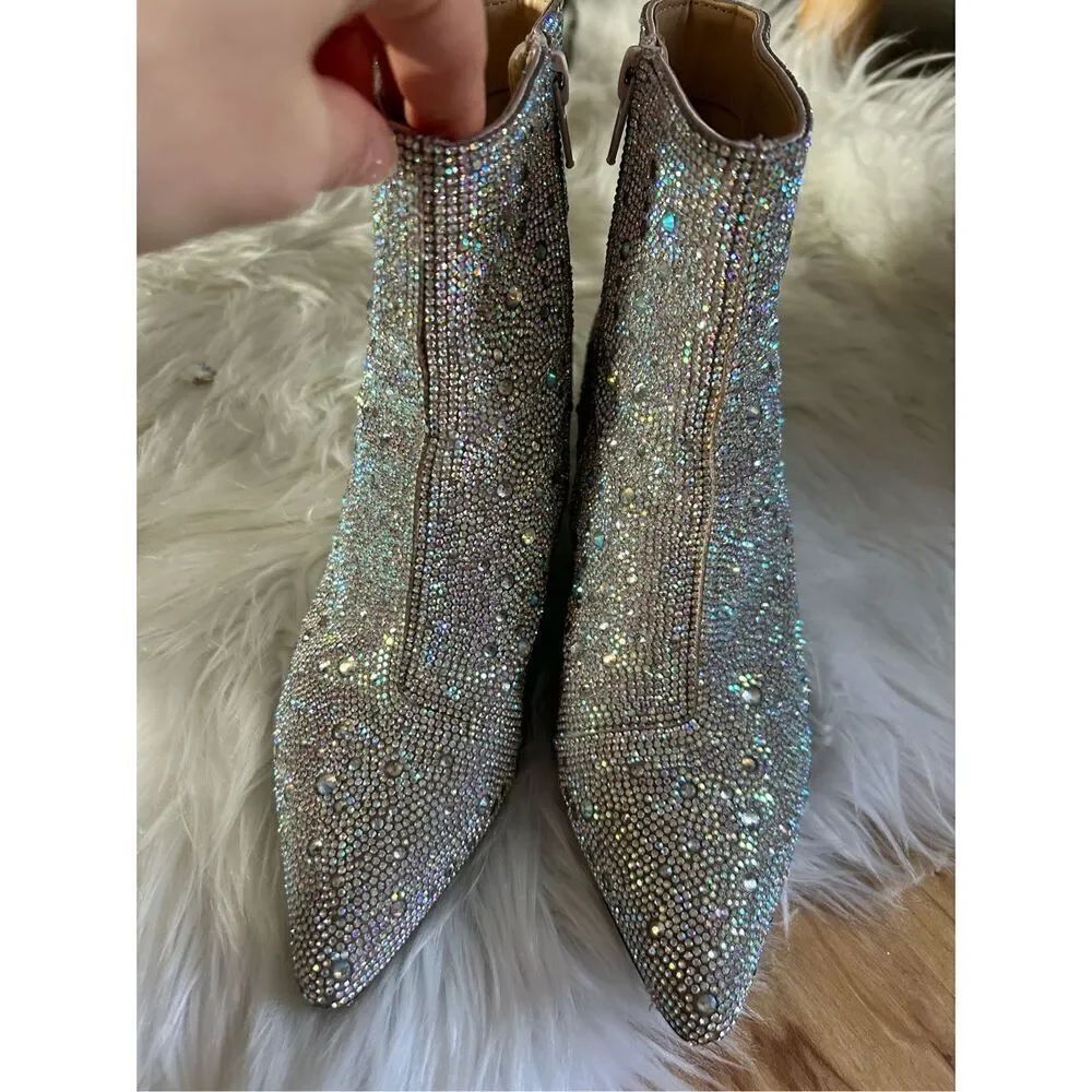 Betsey Johnson Kyla sparkly boots with little stones crystals size 6 1/2 small h